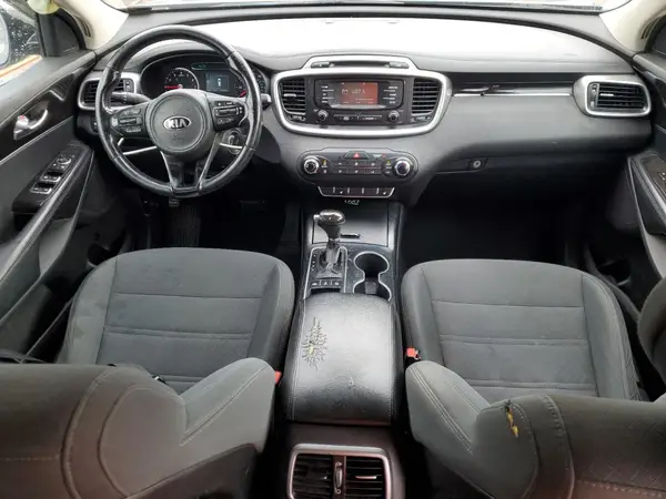 5XYPGDA33GG067397 2016 KIA SORENTO - Image 8