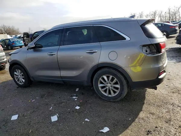 5XYPGDA33GG069621 2016 KIA SORENTO - Image 2