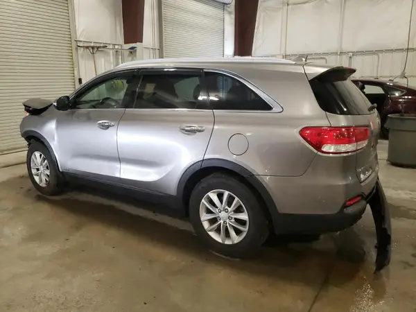 5XYPGDA33GG074401 2016 KIA SORENTO - Image 2