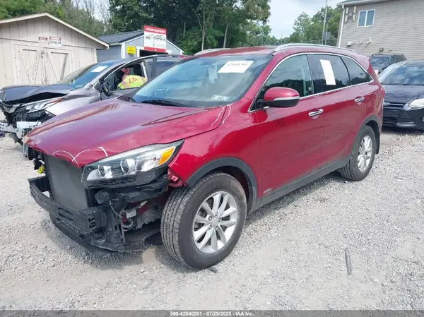 5XYPGDA33GG092428 2016 KIA SORENTO - Image 2