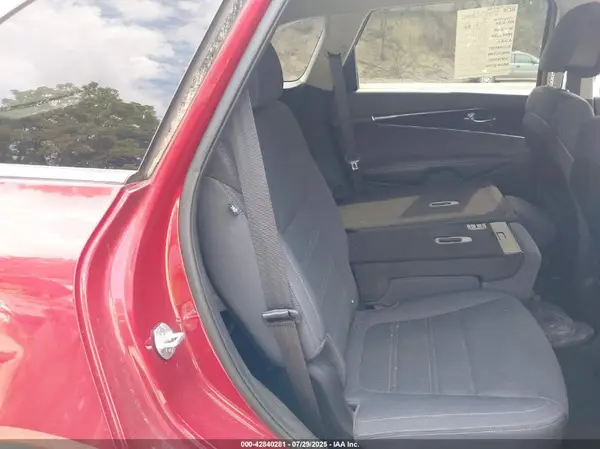 5XYPGDA33GG092428 2016 KIA SORENTO - Image 8