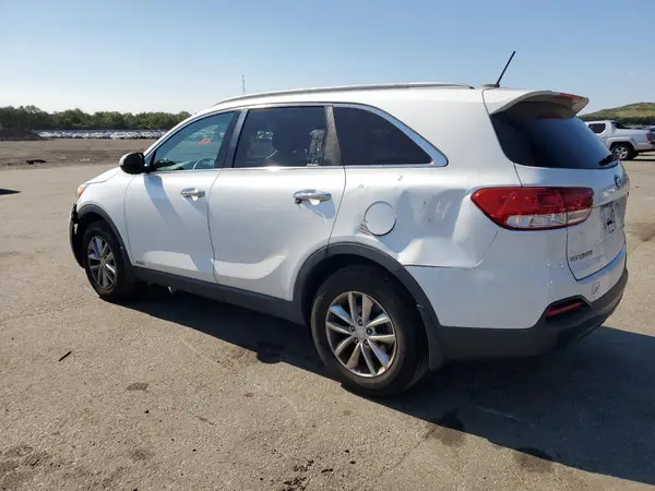 5XYPGDA33GG098570 2016 KIA SORENTO - Image 2