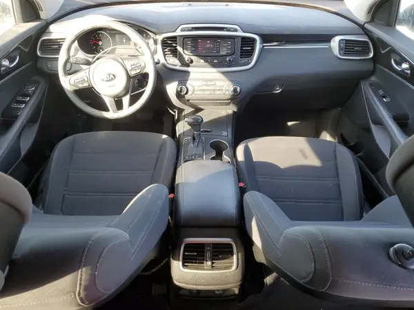 5XYPGDA33GG107641 2016 KIA SORENTO - Image 8