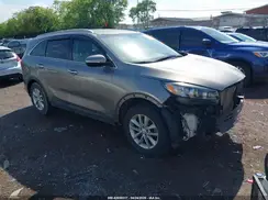 5XYPGDA33GG136850 2016 KIA SORENTO