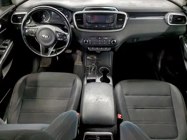 5XYPGDA33GG168780 2016 KIA SORENTO - Image 8
