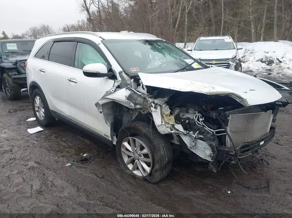 5XYPGDA33GG169573 2016 KIA SORENTO - Image 1