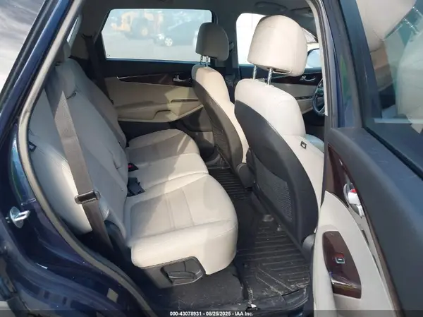 5XYPGDA33HG203691 2017 KIA SORENTO - Image 8
