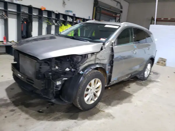 5XYPGDA33HG217512 2017 KIA SORENTO - Image 1