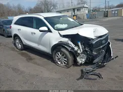 5XYPGDA33HG227506 2017 KIA SORENTO