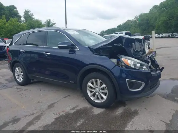 5XYPGDA33HG229224 2017 KIA SORENTO - Image 1