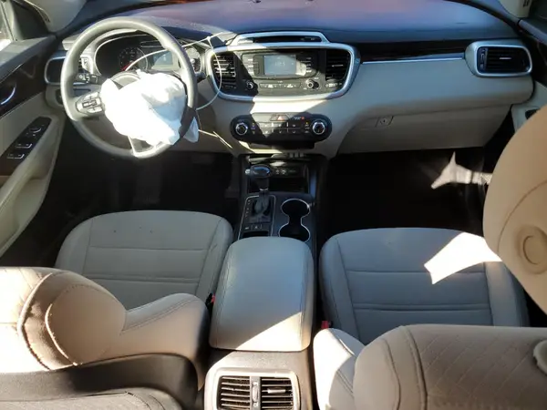 5XYPGDA33HG234861 2017 KIA SORENTO - Image 8