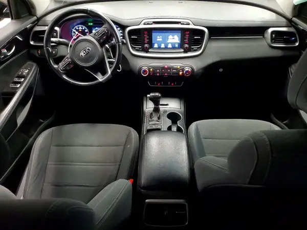 5XYPGDA33HG237906 2017 KIA SORENTO - Image 8