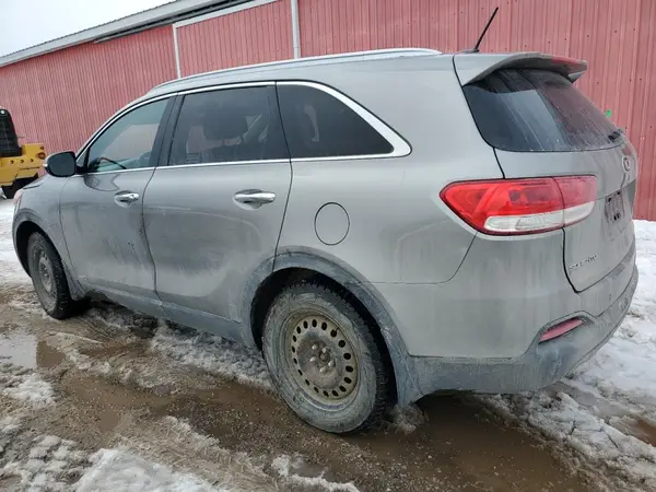 5XYPGDA33HG249649 2017 KIA SORENTO - Image 2