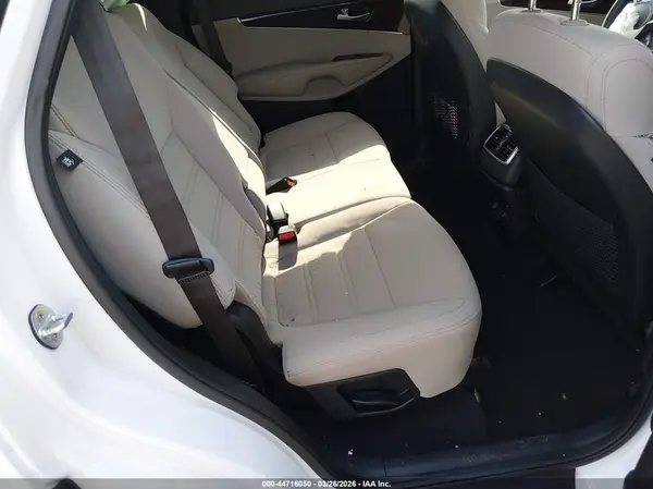 5XYPGDA33HG258514 2017 KIA SORENTO - Image 8