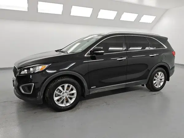 5XYPGDA33HG277208 2017 KIA SORENTO - Image 1