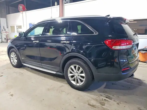5XYPGDA33HG291111 2017 KIA SORENTO - Image 2