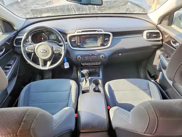5XYPGDA33HG296258 2017 KIA SORENTO - Image 8