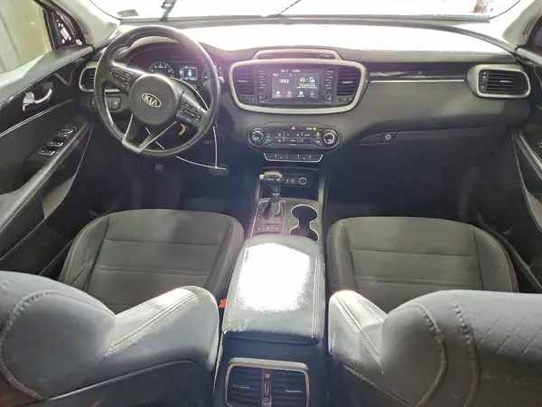 5XYPGDA33HG318744 2017 KIA SORENTO - Image 8