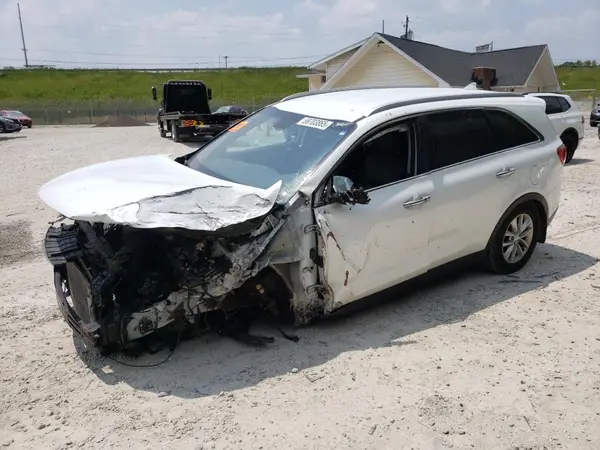 5XYPGDA33HG322406 2017 KIA SORENTO - Image 1