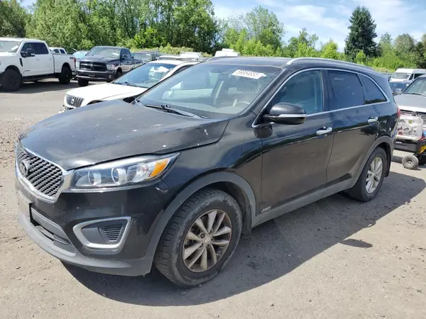 5XYPGDA33HG329050 2017 KIA SORENTO - Image 1
