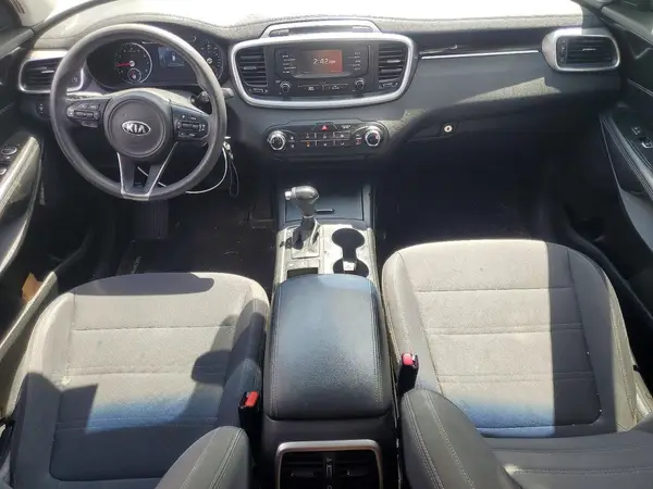 5XYPGDA33HG332062 2017 KIA SORENTO - Image 8