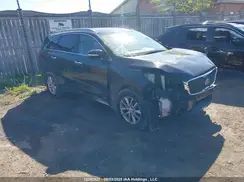 5XYPGDA33JG352978 2018 KIA SORENTO