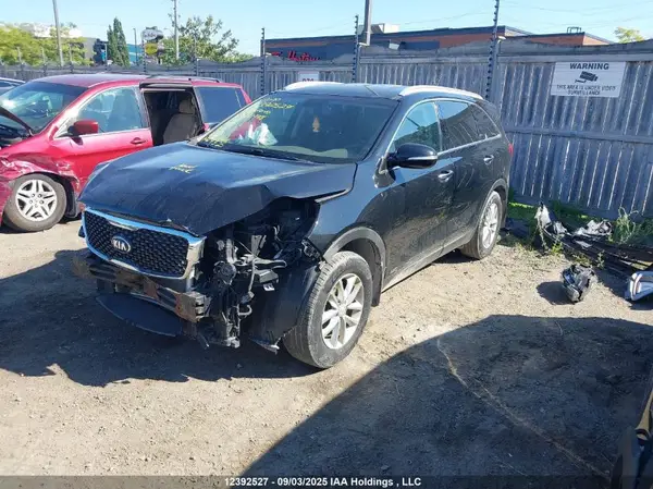 5XYPGDA33JG352978 2018 KIA SORENTO - Image 2