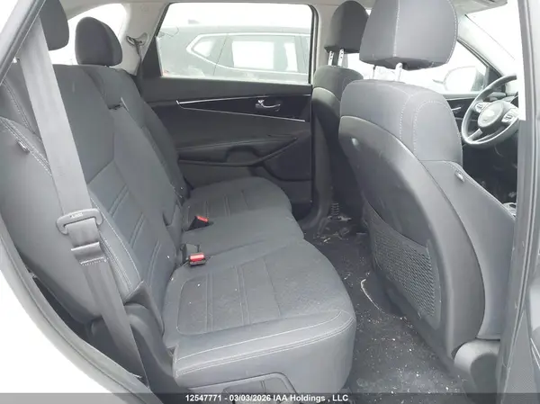 5XYPGDA33JG366492 2018 KIA SORENTO - Image 8