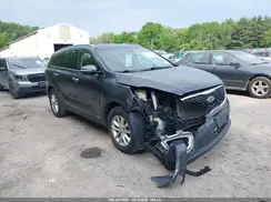 5XYPGDA33JG381462 2018 KIA SORENTO