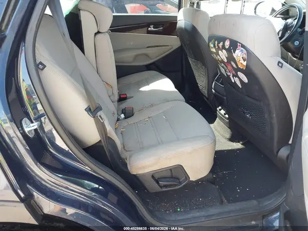 5XYPGDA33JG382319 2018 KIA SORENTO - Image 8