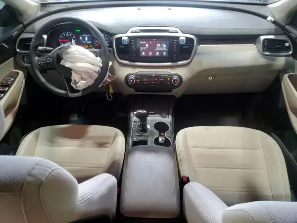 5XYPGDA33JG391022 2018 KIA SORENTO - Image 8