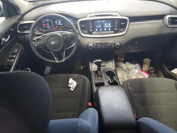 5XYPGDA33JG407753 2018 KIA SORENTO - Image 8