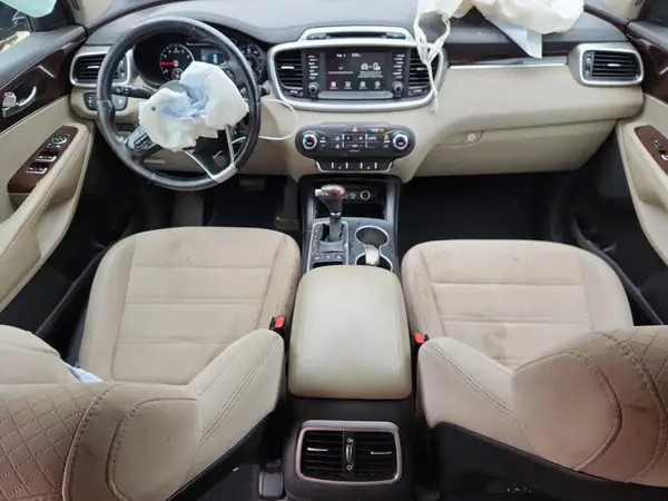 5XYPGDA33JG427615 2018 KIA SORENTO - Image 8