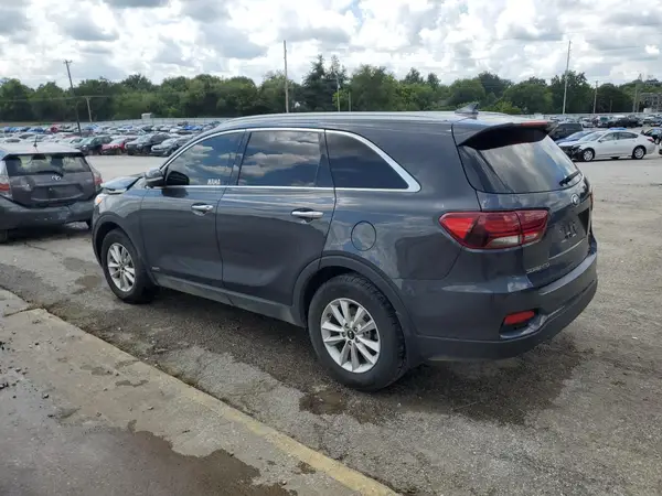 5XYPGDA33KG435988 2019 KIA SORENTO - Image 2