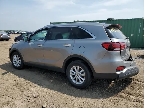 5XYPGDA33KG436171 2019 KIA SORENTO - Image 2
