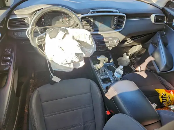 5XYPGDA33KG437014 2019 KIA SORENTO - Image 8