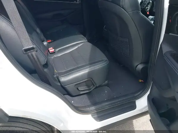 5XYPGDA33KG440074 2019 KIA SORENTO - Image 8