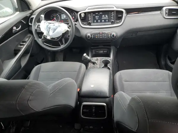 5XYPGDA33KG452354 2019 KIA SORENTO - Image 8