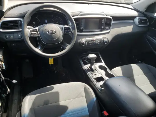 5XYPGDA33KG538702 2019 KIA SORENTO - Image 8