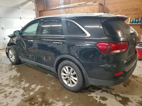 5XYPGDA33KG590542 2019 KIA SORENTO - Image 2