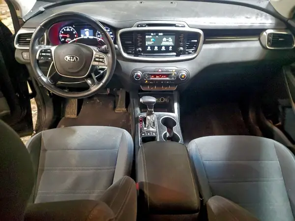 5XYPGDA33KG590542 2019 KIA SORENTO - Image 8