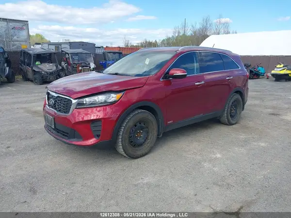 5XYPGDA33KG601507 2019 KIA SORENTO - Image 2