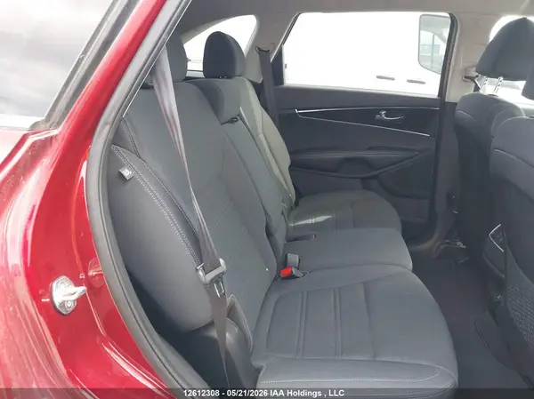 5XYPGDA33KG601507 2019 KIA SORENTO - Image 8
