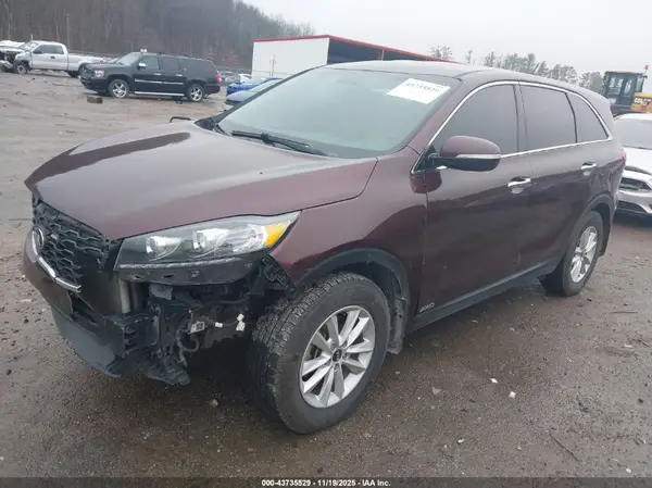 5XYPGDA33LG638168 2020 KIA SORENTO - Image 2