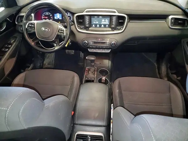 5XYPGDA33LG661255 2020 KIA SORENTO - Image 8