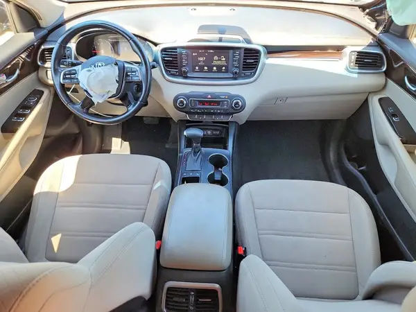 5XYPGDA33LG673230 2020 KIA SORENTO - Image 8