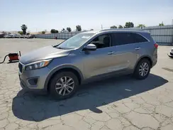 5XYPGDA34GG010674 2016 KIA SORENTO