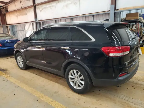 5XYPGDA34GG013140 2016 KIA SORENTO - Image 2