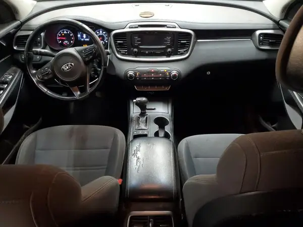5XYPGDA34GG013140 2016 KIA SORENTO - Image 8