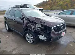 5XYPGDA34GG017317 2016 KIA SORENTO